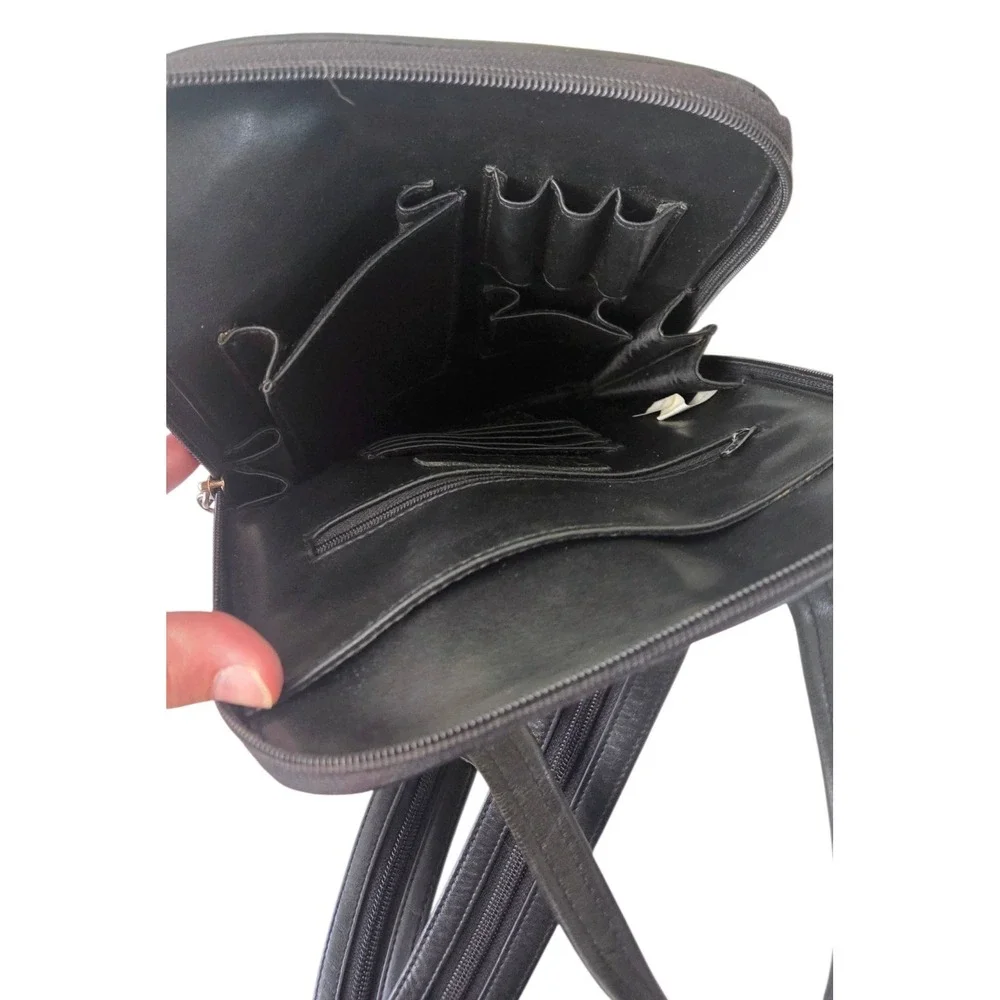 Tignanello Black Soft Leather Sling Backpack Purse Bag Vintage Y2K Convertible‎